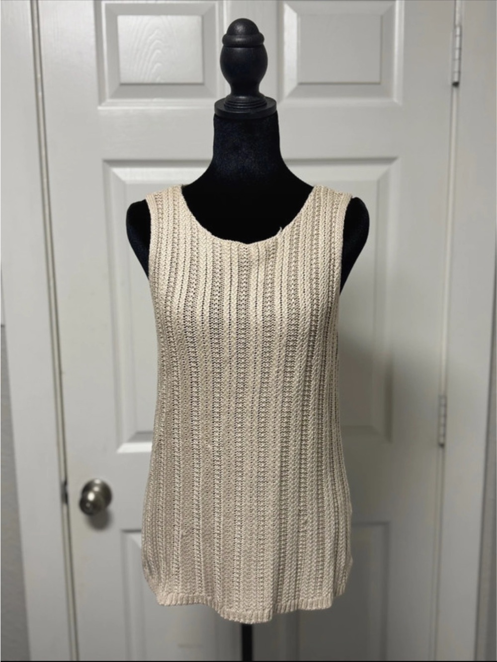 Sleeveless Knit Tank Top - Cream